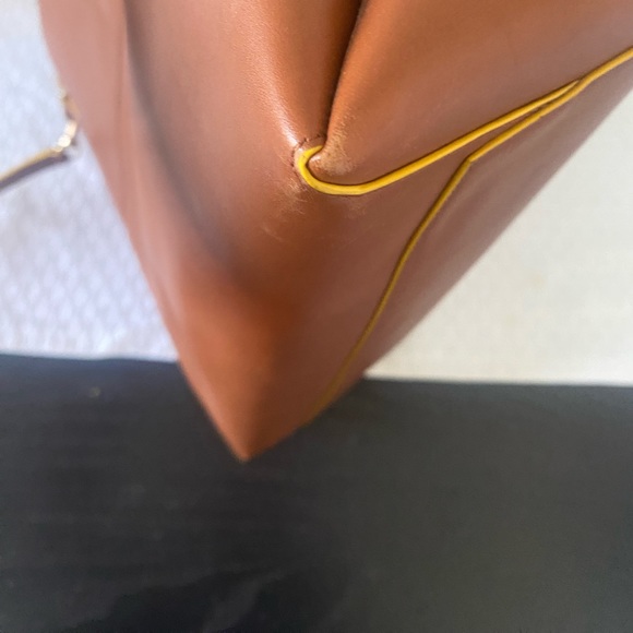 🤎💛SOLD COACH BOROUGH 🩷❤️ - Picture 3 of 6